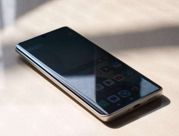 White Xiaomi Redmi Note 13 Pro+ 8GB/256GB 6.7 5G 120Hz Curved Screen 200MP Camera & NFC