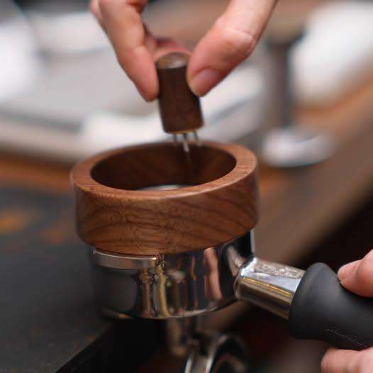 58mm Espresso Portafilter Wood Magnetic Funnel