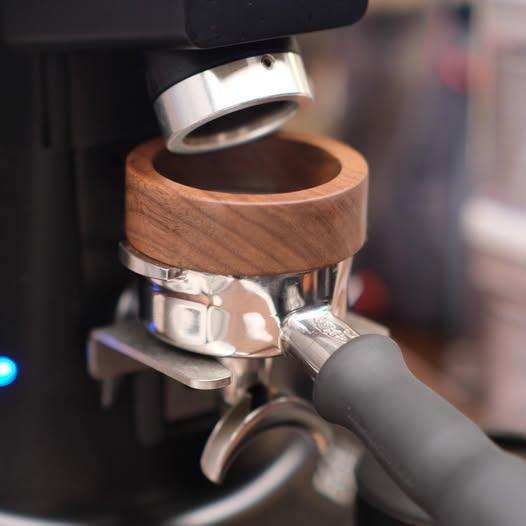 58mm Espresso Portafilter Wood Magnetic Funnel