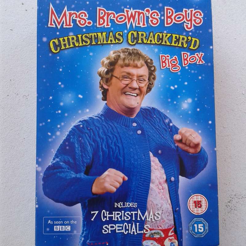 Mrs. Brown's Boys - Christmas Cracker'd Big Box [3 DVD Box Set]
