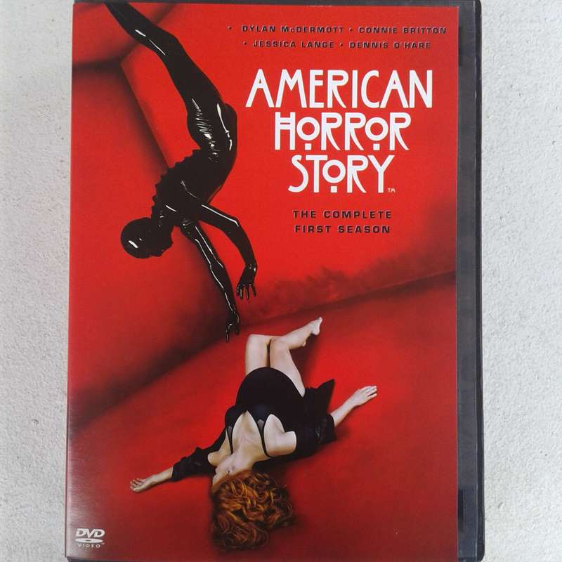 American Horror Story: Asylum - The Complete First Season [4 DVD Set]