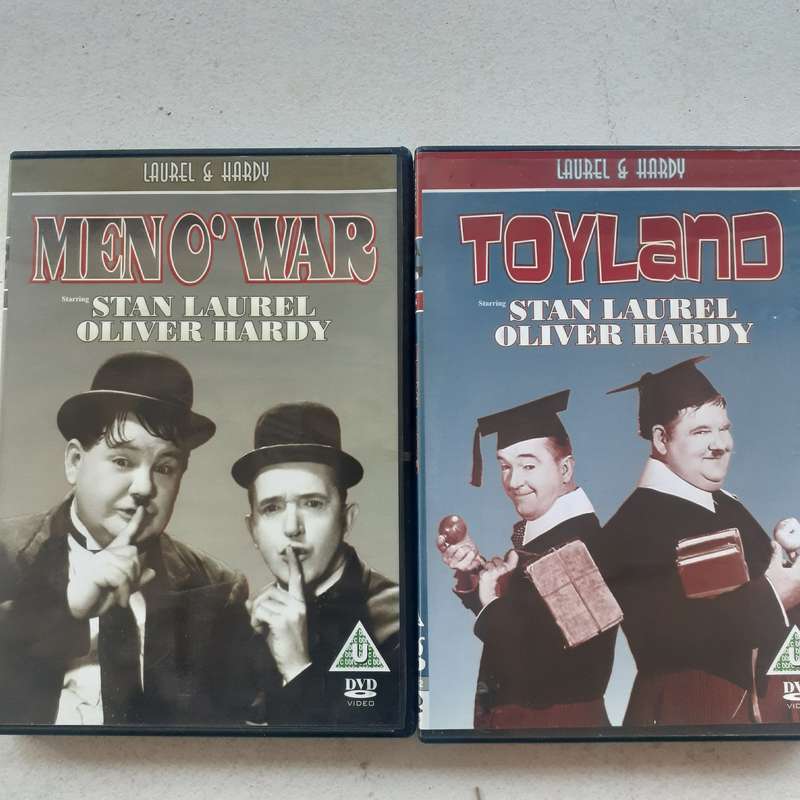 Laurel & Hardy - Men O' War / Toyland [2 DVD Movie pack]