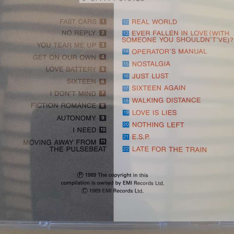 Buzzcocks - Another Music In A Different Kitchen / Love Bites [Import CD]    [P]