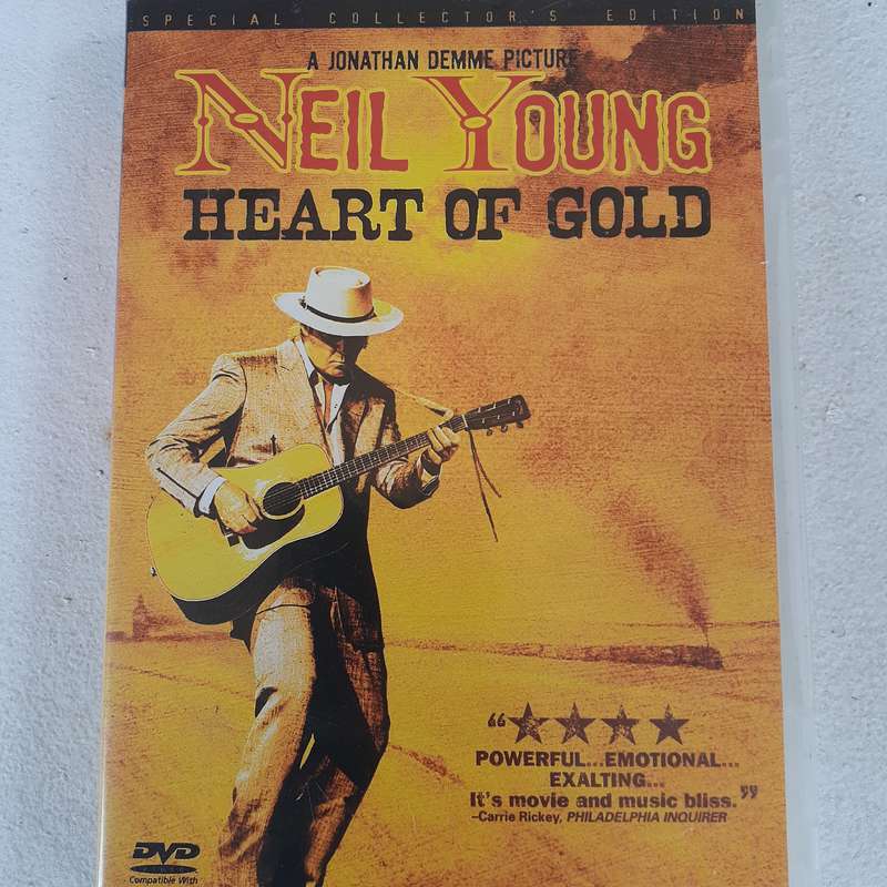 Neil Young: Heart Of Gold [2 DVD Movie] (2006)
