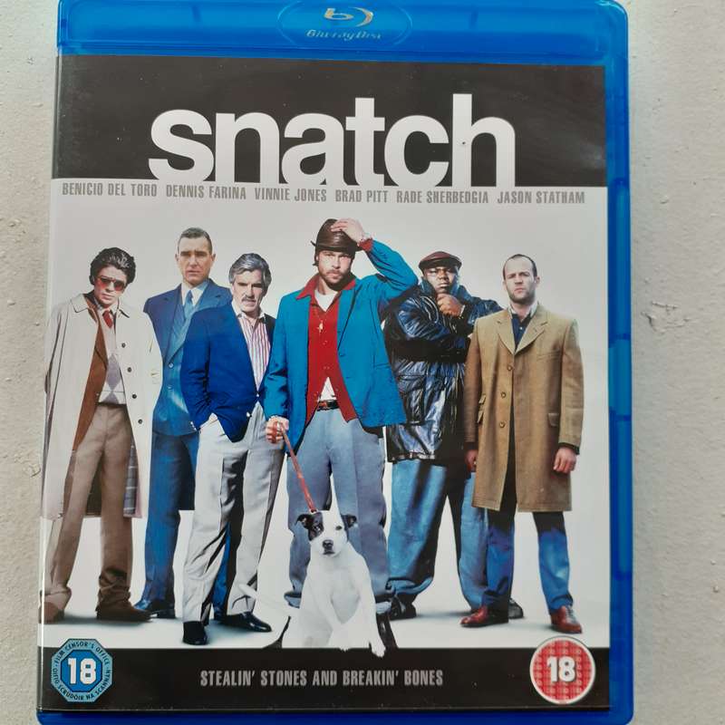 Snatch (A Guy Ritchie Film) - Del Toro / Pitt / Statham [Blu-ray Movie]