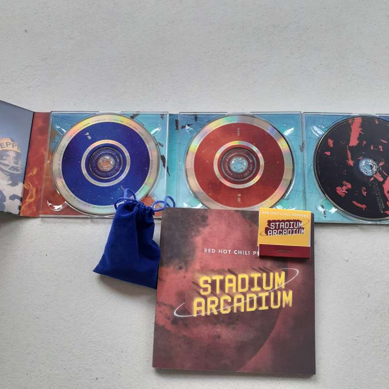 Red Hot Chili Peppers - Stadium Arcadium [Ltd Ed Box Set: 2 CD + DVD] (2006)