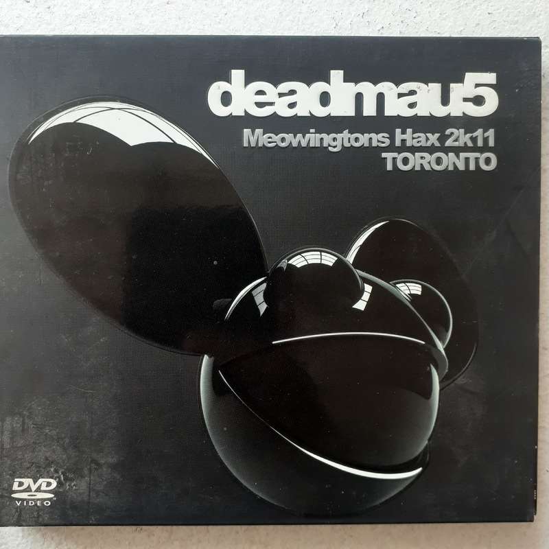 Deadmau5 - Meowingtons Hax 2k11 Toronto [Digipak DVD] (2012)