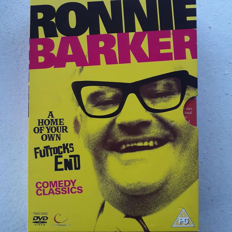 Ronnie Barker - A Home Of Your Own / Futtocks End [2 DVD Movie Bundle]