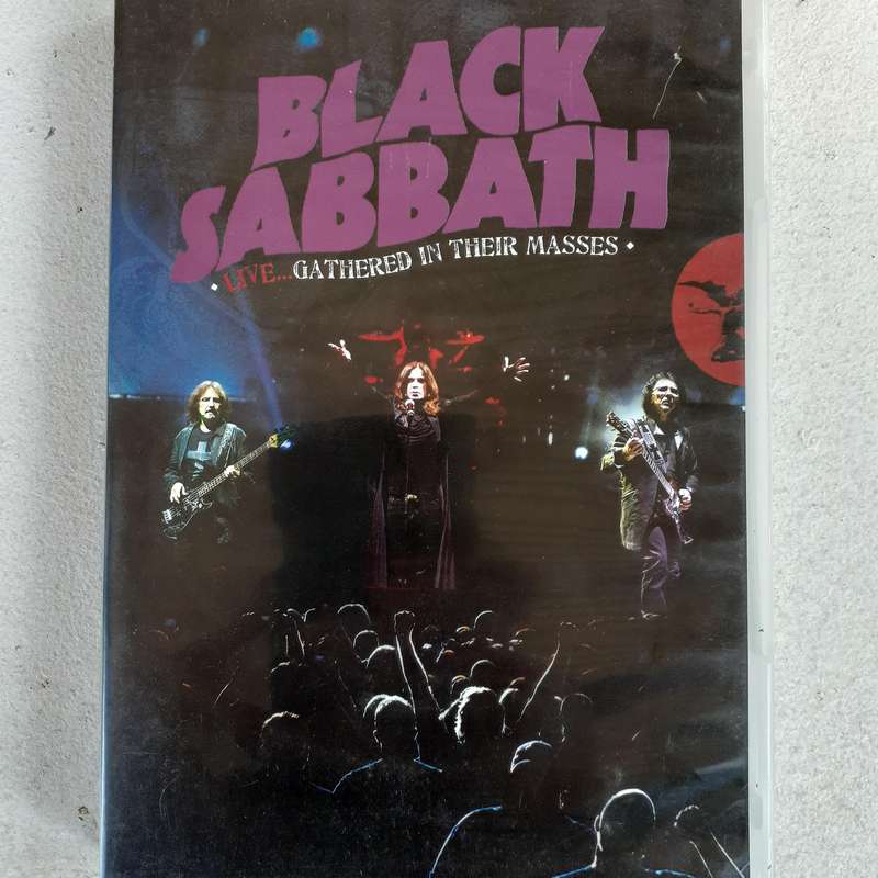 Black Sabbath - Live...Gathered In Their Masses [DVD+CD] (2013)   [D]