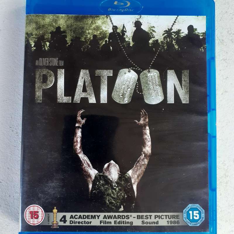 Platoon (An Oliver Stone Film) - Dafoe / Sheen [Blu-ray Movie]