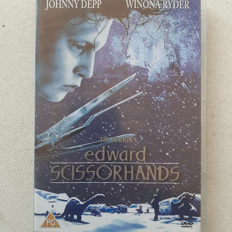 Edward Scissorhands (A Tim Burton Film) - Depp / Ryder [DVD Movie]