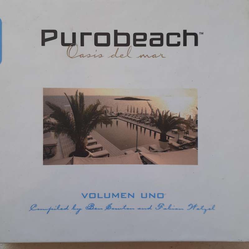 Purobeach Volumen Uno - Various Artists (2CD) (2009)