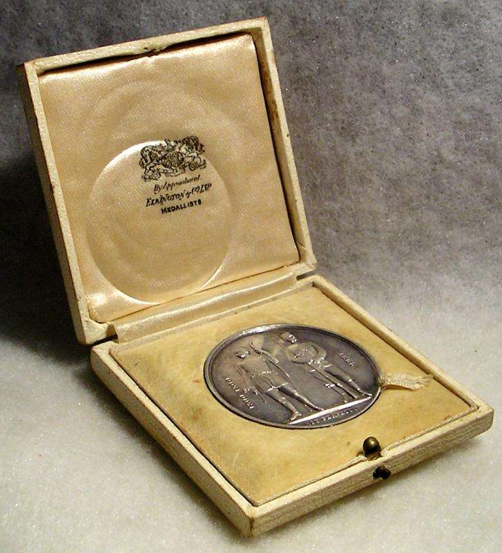 Great Britain: 1935 National Rifle Association 1860 Shooting Silver Medal. In Case of Issue.