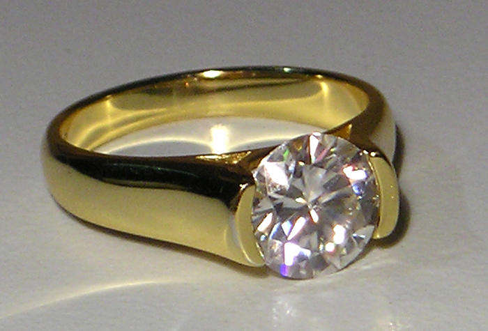 Gold Plated Silver 2ct Moissanite Ring With Box and CoA