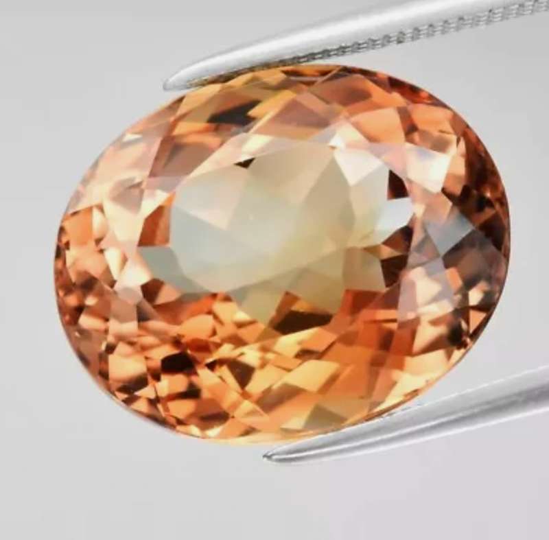 Stunning! Big 11.73ct Oval Cut Natural Champagne Topaz