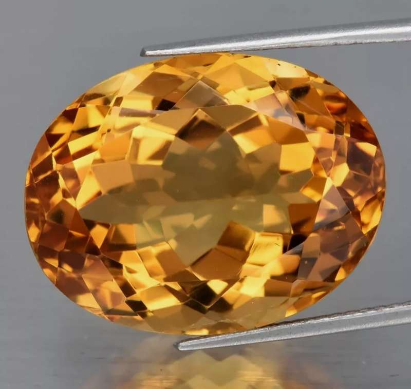 Beautiful Big 20.14ct Oval Cut Natural Golden Yellow Quartz