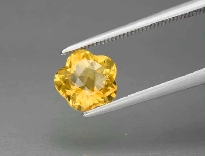 1.58ct flower Cut Natural Yellow Quartz