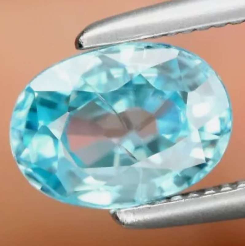 Beautiful! Oval Cut Natural Blue Zircon
