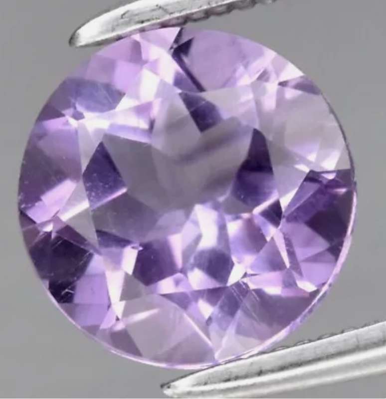 1.35ct 7.2mm Round Cut Natural Purple Amethyst