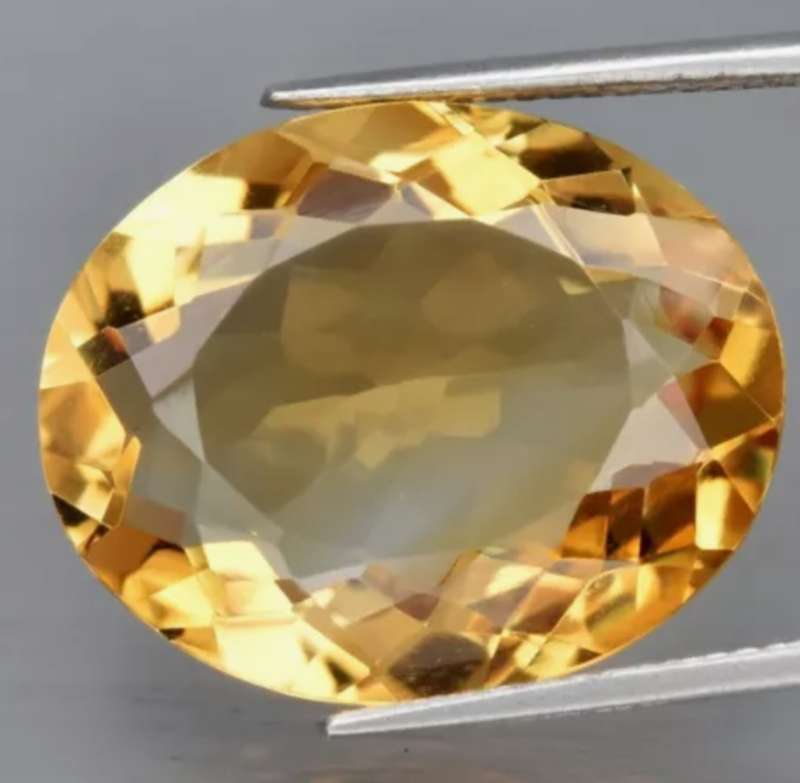 12.86ct Oval Cut Natural Golden Yellow Quartz