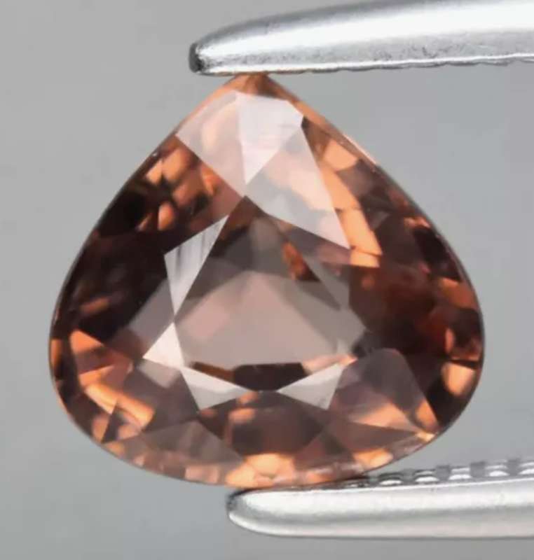 1.15ct Pear Cut Natural Champagne Zircon