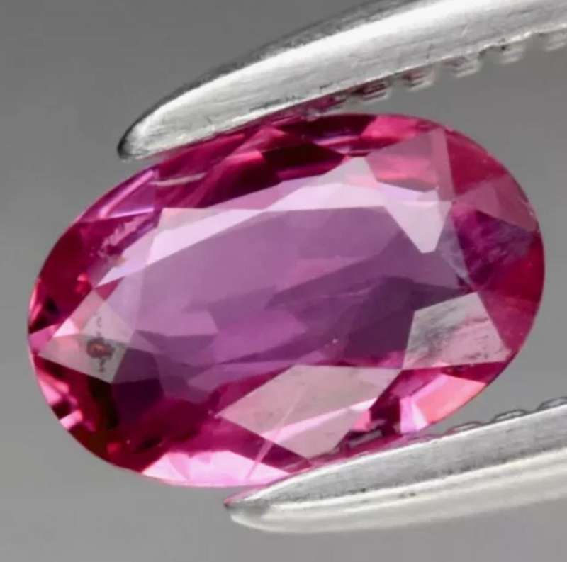 Natural Purplish Pink Sapphire Oval cut