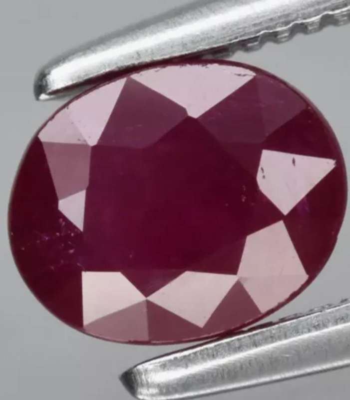 Beautiful Natural Oval Cut Ruby