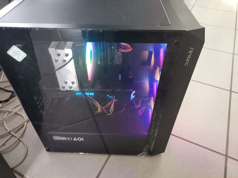 Ryzen 5 Gaming PC with GTX 1070 8GB & 32GB RAM + 4-in-1 Bundle