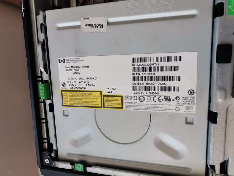 HP Compaq 8200 Elite Small Form Factor PC