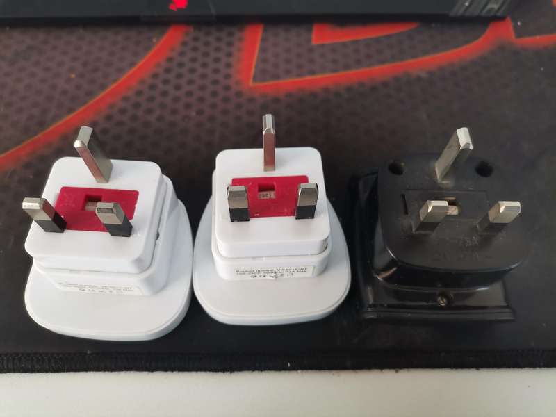 UK (M) to South African (F) Power Plug Converter