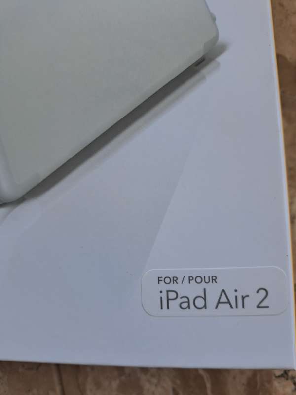 Zagg Folio Cover, Hinged Keyboard compatible with iPad Air2 -White (Second Generation) New