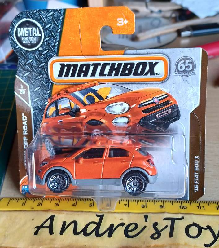 2017 Matchbox ~ 12/125 16 Fiat 500 X ~ Mint on Short card