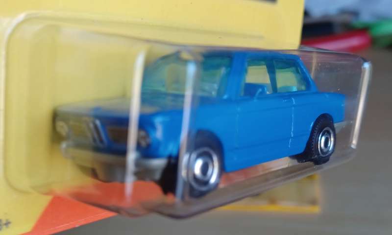 2020 Matchbox ~ Germany ~ No9/12 1969 BMW 2002 ~ Mint  on Long card
