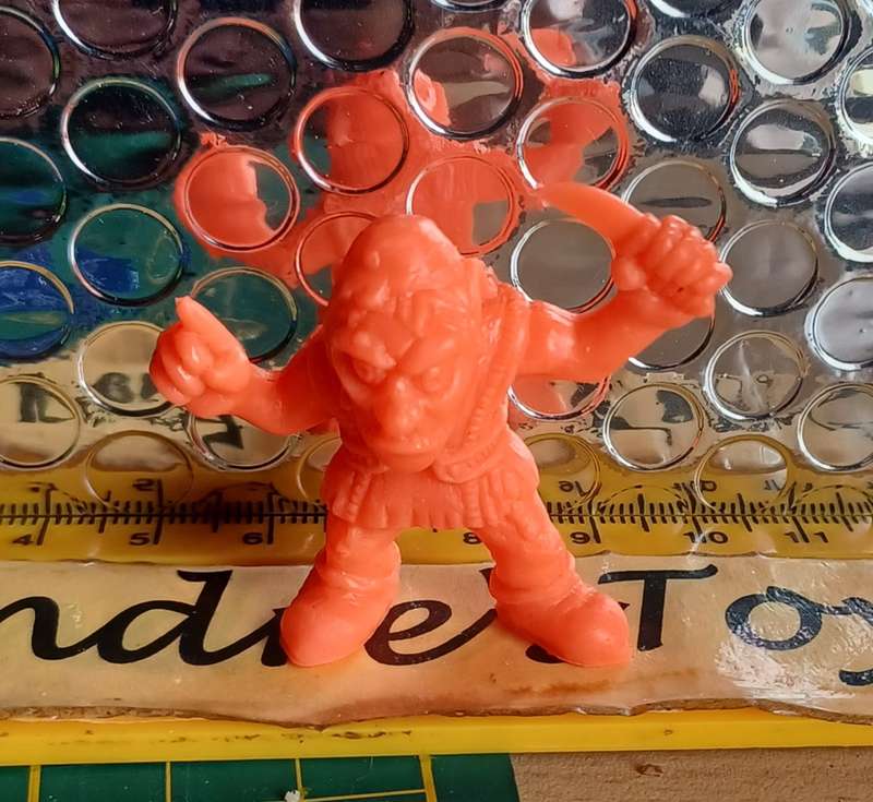 Matchbox ~ Monster in My Pocket ~ Red Cap