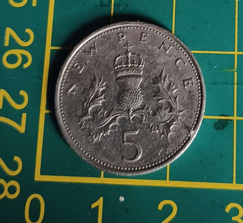 1979~ 5 New Pence ~ United Kingdom