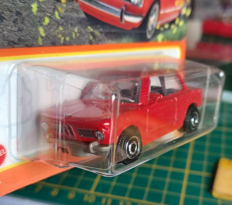 2022 Short Card ~ Matchbox 87/100 ~ 1969 BMW 2002
