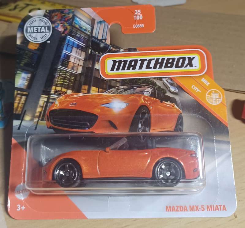 2020 Short Card ~ Matchbox 35/100 ~ Mazda MX-5 Miata