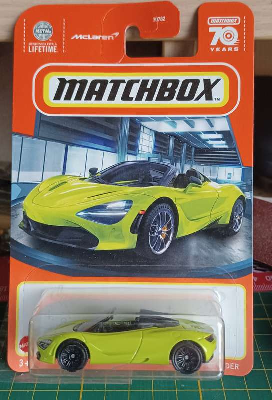 2022 Matchbox ~ Long Card` ~ McLaren 720 Spider