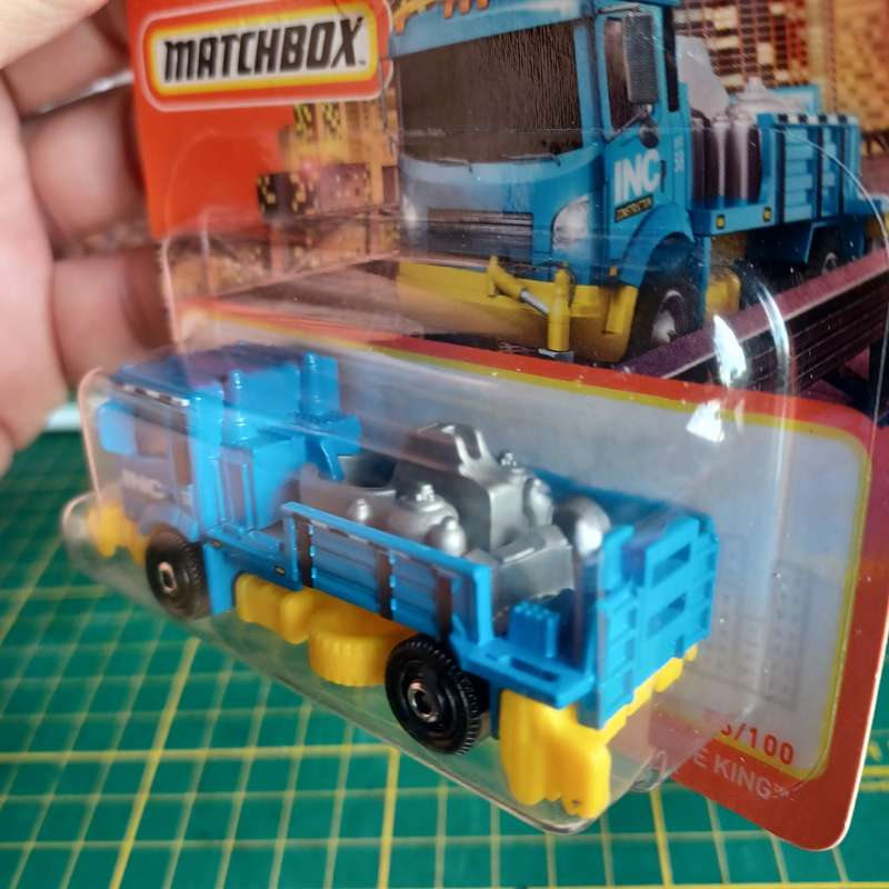 2022 Matchbox `Short Card` ~ No55/100 Road Stripe King