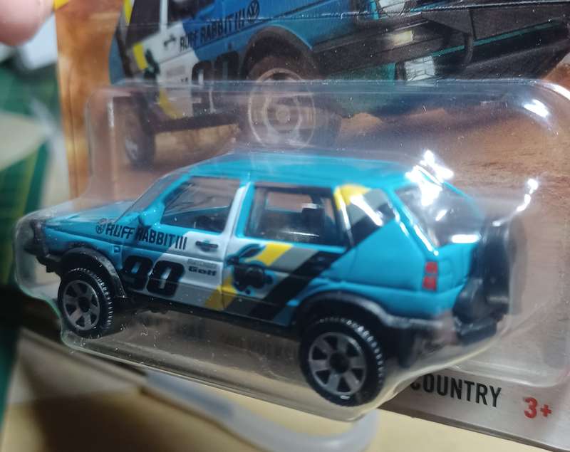 2024 Matchbox `Short Card` ~ No22/125 90 Volkswagen Golf Country