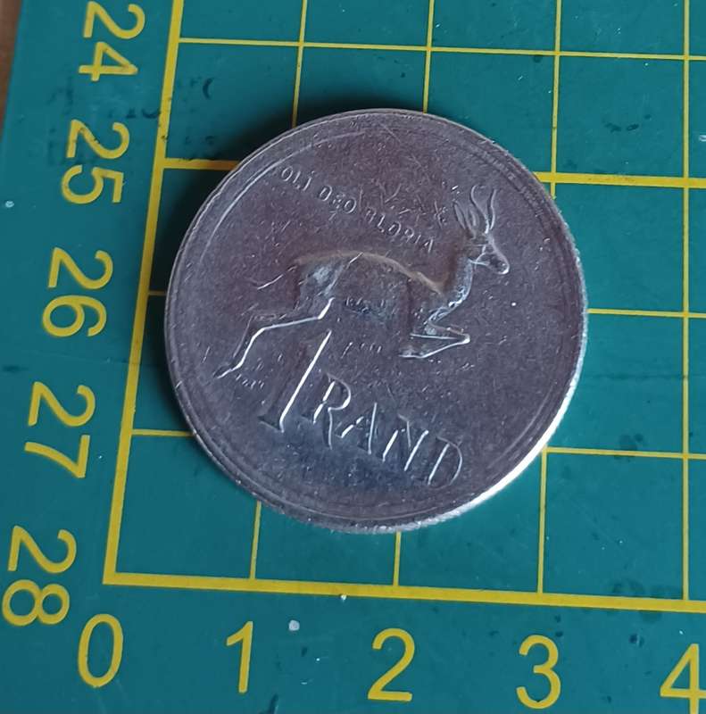 1977 ~ 1R coin ~ South Africa