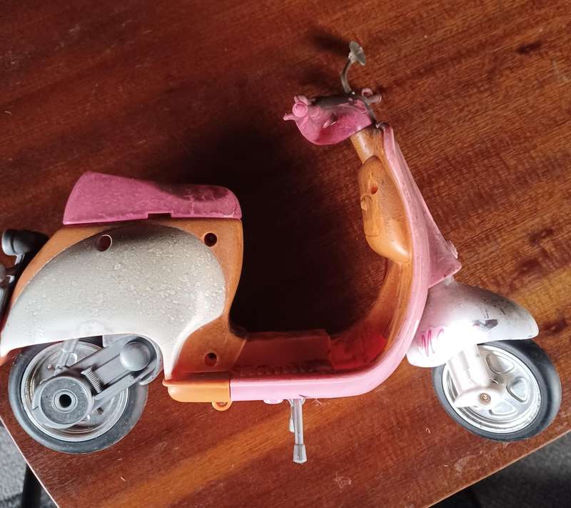Barbie Scooter Vespa Mattel Vintage 1990's (sad condition)