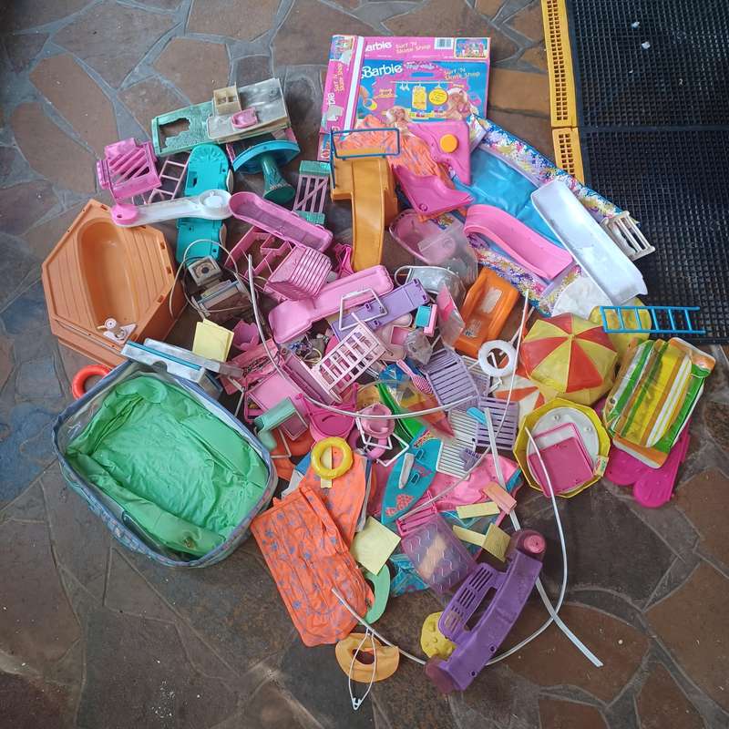 Barbie Goodies /  Vintage Lot