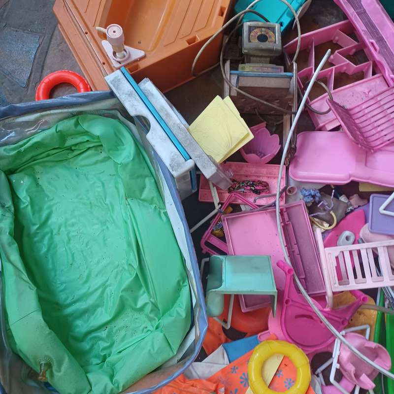 Barbie Goodies /  Vintage Lot
