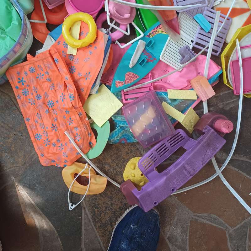 Barbie Goodies /  Vintage Lot