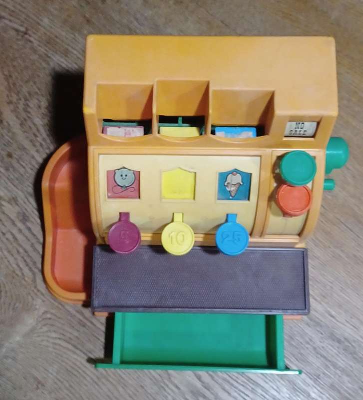 vintage  1974 fisher price cash register