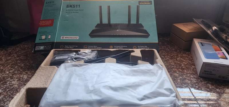 TP-Link EX511 Router  Excellent Condition! Don't miss out!