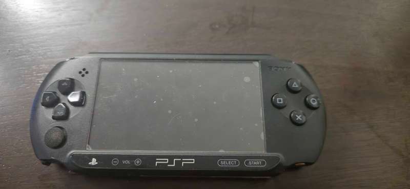 2 x PSP Street 64 gb custom firmware with installed games (psp listing 2)