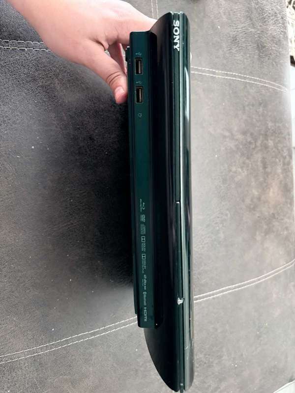 PS3 Super Slim modded with Hen 500gb