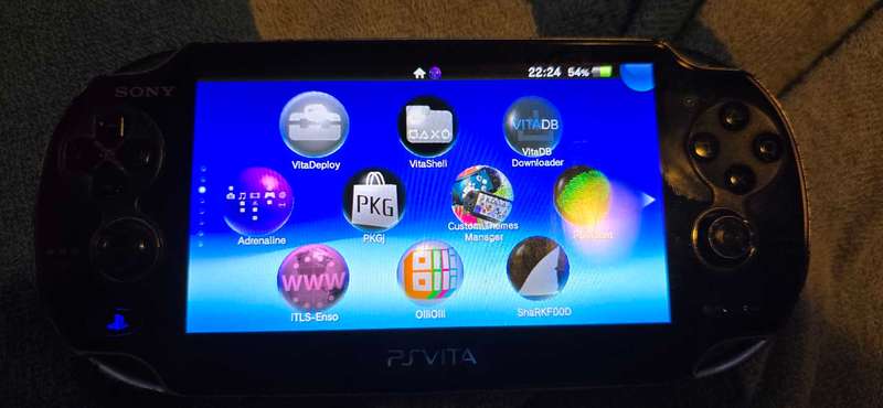PS vita 2000 slim 64gb